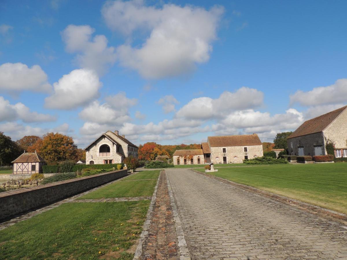 Chambres d'hôtes La Colinière Batilly-en-Puisaye Exterior foto